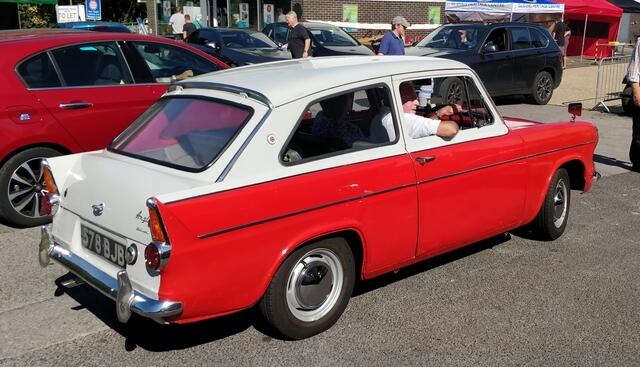 Abbotts Ford Anglia 105E